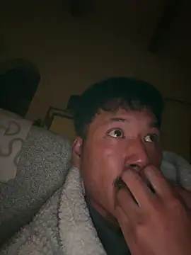 juniiorre online show from April 8, 2026, 7:03 pm