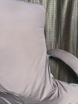 Snapshot of SCHOOL_Girl_0 chatting on March 3, 2026, 1:23 am SCHOOL Girl 0 online show from March 3, 2026, 1:23 am