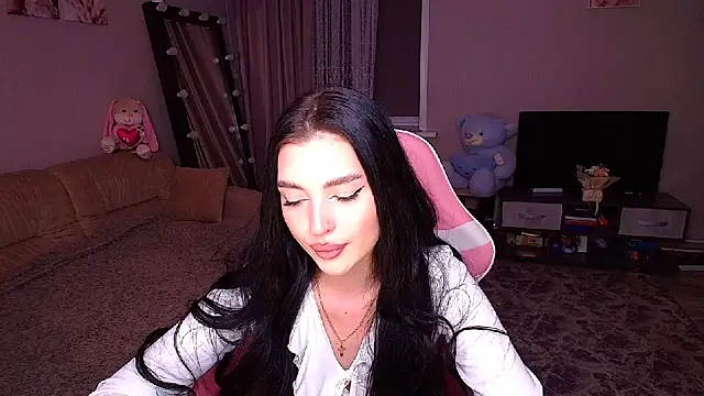 Snapshot of __Malika__ chatting on September 30, 2025, 2:33 pm Malika online show from September 30, 2025, 2:33 pm
