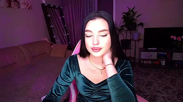   Malika   online show from November 23, 2025, 3:12 pm