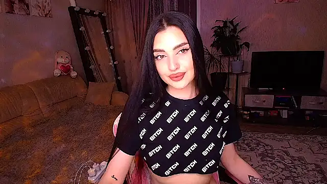 Snapshot of __Malika__ chatting on January 11, 2026, 2:44 pm Malika online show from January 11, 2026, 2:44 pm