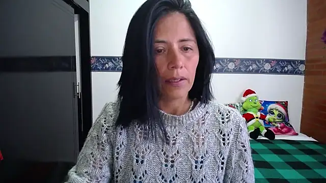 Snapshot of sharoon_cheerry chatting on January 7, 2026, 2:52 pm sharoon cheerry online show from January 7, 2026, 2:52 pm