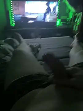 David19932908 online show from January 5, 2025, 9:57 pm