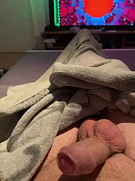 David19932908 online show from February 10, 2025, 8:42 pm