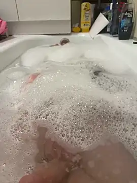 David19932908 online show from February 12, 2025, 4:55 pm