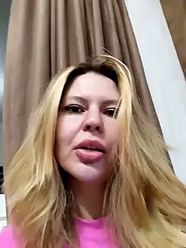 Lovers  Annn online show from September 18, 2025, 1:24 pm