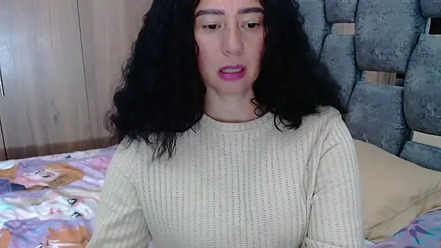 Snapshot of sara_hott_1 chatting on January 24, 2025, 8:11 pm sara hott 1 online show from January 24, 2025, 8:11 pm