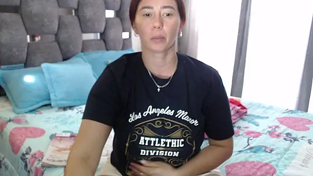 Snapshot of sara_hott_1 chatting on March 3, 2026, 3:51 pm sara hott 1 online show from March 3, 2026, 3:51 pm
