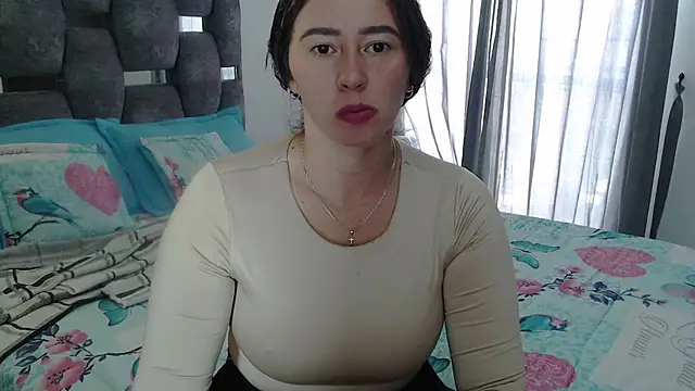 Snapshot of sara_hott_1 chatting on March 13, 2026, 2:56 pm sara hott 1 online show from March 13, 2026, 2:56 pm