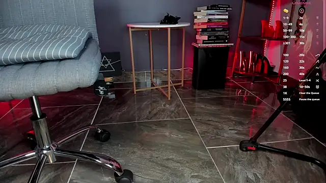 goddessalice online show from October 24, 2025, 8:05 pm