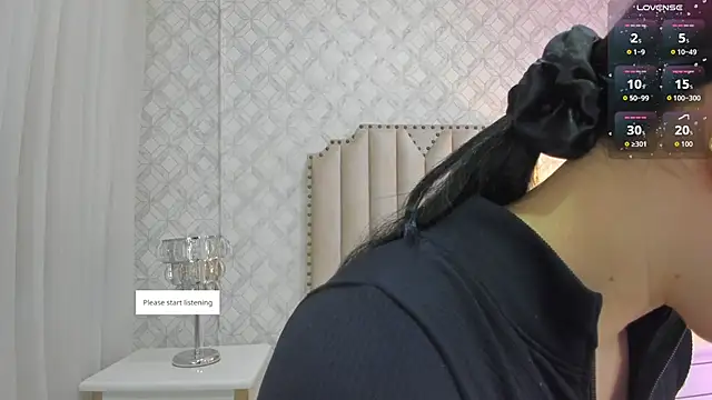 Pia Johnson  online show from March 19, 2026, 11:14 am