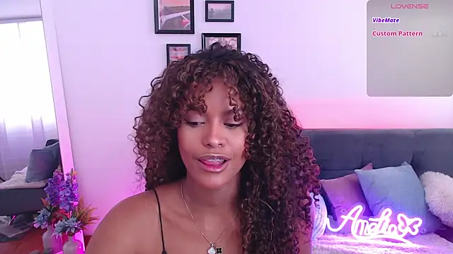 Snapshot of Amelia_bss chatting on December 17, 2024, 4:53 pm Amelia bss online show from December 17, 2024, 4:53 pm