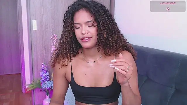 Snapshot of Amelia_bss chatting on October 8, 2025, 2:58 pm Amelia bss online show from October 8, 2025, 2:58 pm