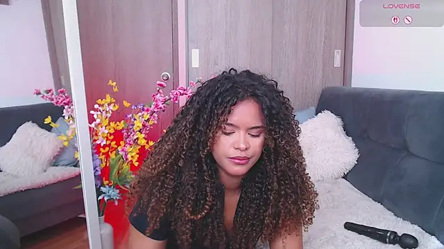 Snapshot of Amelia_bss chatting on October 22, 2025, 1:44 pm Amelia bss online show from October 22, 2025, 1:44 pm