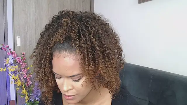 Snapshot of Amelia_bss chatting on October 26, 2025, 12:55 pm Amelia bss online show from October 26, 2025, 12:55 pm