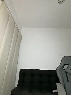 Snapshot of mi_suk11 chatting on February 11, 2026, 8:08 am mi suk11 online show from February 11, 2026, 8:08 am