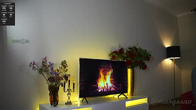 maryssaa  online show from November 26, 2025, 5:03 pm