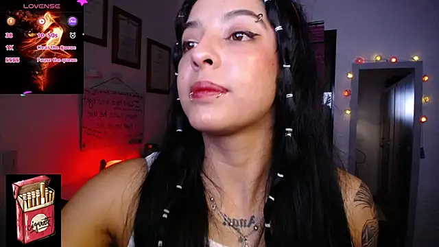 Snapshot of Misslana_wn1 chatting on December 21, 2025, 2:08 am Misslana wn1 online show from December 21, 2025, 2:08 am