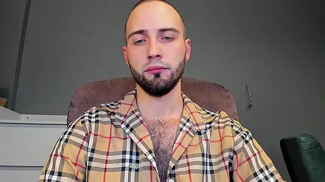 A              online show from November 14, 2025, 4:00 am