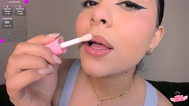 nahla jameel online show from November 28, 2025, 6:38 am