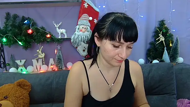 NinaFlawlees online show from December 4, 2024, 1:47 am