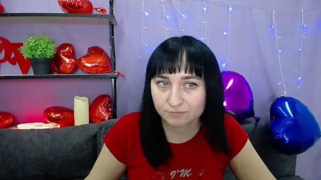 NinaFlawlees online show from March 3, 2025, 7:39 pm