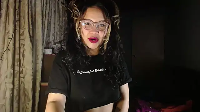 Hathorlove online show from December 2, 2025, 4:18 am