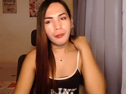 Snapshot of Msyensmith chatting on February 11, 2025, 7:54 am Msyensmith online show from February 11, 2025, 7:54 am