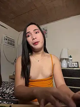 Snapshot of Msyensmith chatting on September 19, 2025, 12:12 am Msyensmith online show from September 19, 2025, 12:12 am