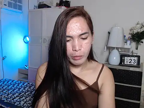 Snapshot of Msyensmith chatting on October 23, 2025, 12:26 pm Msyensmith online show from October 23, 2025, 12:26 pm