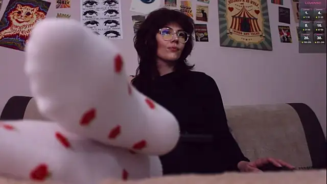 Snapshot of Luna_Blake chatting on January 13, 2026, 1:49 pm Luna Blake online show from January 13, 2026, 1:49 pm