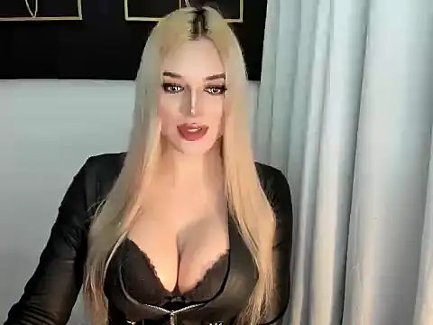 Snapshot of hotstellacumxxx chatting on October 25, 2025, 5:04 am hotstellacumxxx online show from October 25, 2025, 5:04 am