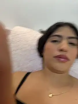 Gaby zahir  online show from November 4, 2025, 4:06 pm