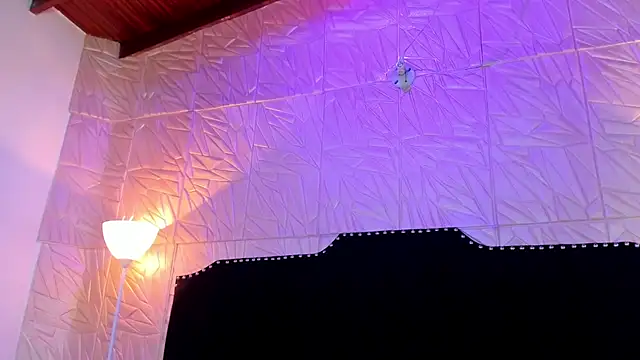 JennyRouse01 online show from March 27, 2026, 10:37 am