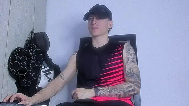 Snapshot of enzo_bvlgari chatting on January 9, 2026, 2:36 am enzo bvlgari online show from January 9, 2026, 2:36 am