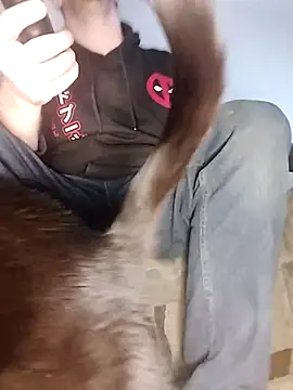 Snapshot of TaylorBlaze chatting on December 24, 2024, 1:17 pm TaylorBlaze online show from December 24, 2024, 1:17 pm