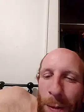 Snapshot of TaylorBlaze chatting on November 3, 2025, 8:43 pm TaylorBlaze online show from November 3, 2025, 8:43 pm