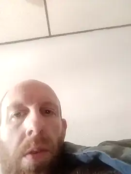 Snapshot of TaylorBlaze chatting on February 8, 2026, 6:22 pm TaylorBlaze online show from February 8, 2026, 6:22 pm