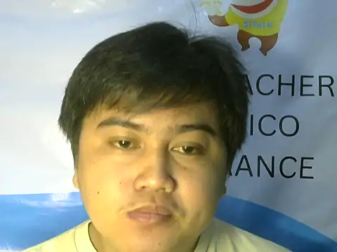 Snapshot of Yummy_Tommy21 chatting on September 18, 2025, 6:10 pm Yummy Tommy21 online show from September 18, 2025, 6:10 pm