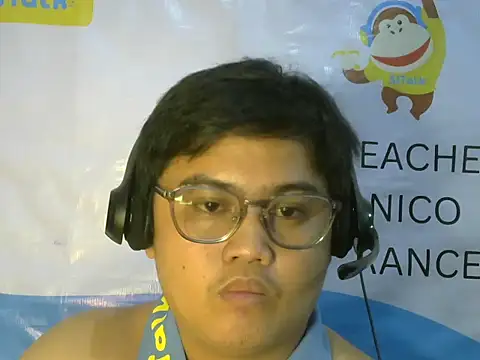 Snapshot of Yummy_Tommy21 chatting on September 20, 2025, 5:25 pm Yummy Tommy21 online show from September 20, 2025, 5:25 pm