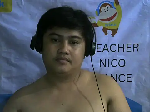 Snapshot of Yummy_Tommy21 chatting on October 6, 2025, 5:21 pm Yummy Tommy21 online show from October 6, 2025, 5:21 pm