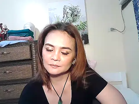 Kisses-13 online show from November 2, 2025, 1:57 pm