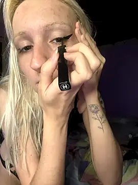 Snapshot of bunnydark00 chatting on November 13, 2025, 10:08 pm bunnydark00 online show from November 13, 2025, 10:08 pm