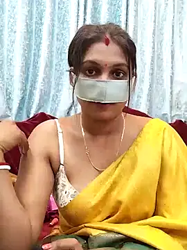 Queen Dolly online show from January 3, 2025, 5:53 pm