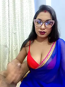 Queen Dolly online show from March 21, 2026, 5:05 pm