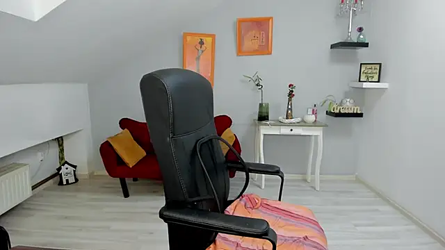 Snapshot of LollaGirl chatting on October 22, 2025, 3:18 am LollaGirl online show from October 22, 2025, 3:18 am