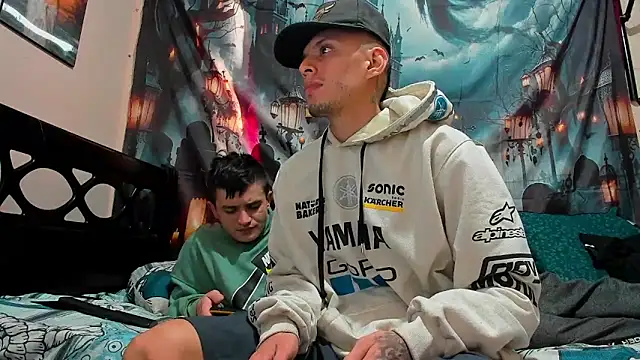 davidlatin66 online show from November 6, 2025, 6:20 pm