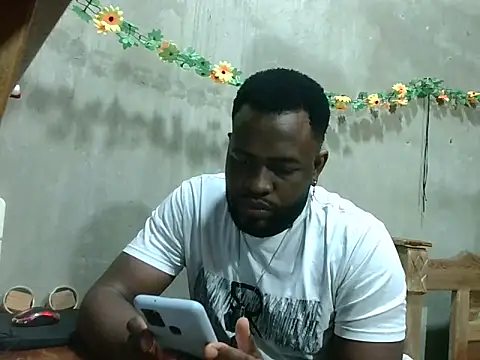 Snapshot of 2ocmaxi chatting on September 8, 2025, 11:59 pm 2ocmaxi online show from September 8, 2025, 11:59 pm