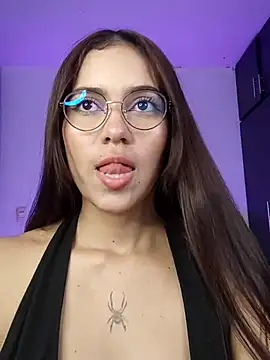 Snapshot of Sallye_ chatting on March 1, 2026, 2:57 am Sallye online show from March 1, 2026, 2:57 am