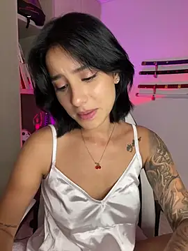 Ale Lewis online show from December 27, 2024, 2:25 am